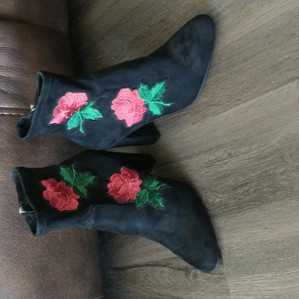 Steve Madden booties